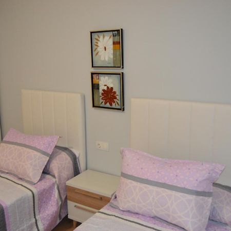 Ferienwohnung Inmoinsuas Marisol House Sarria Exterior foto